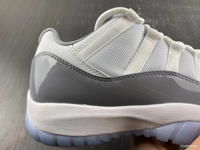 Jordan Cement Air Low 11 AV2187-140 Grey 0909